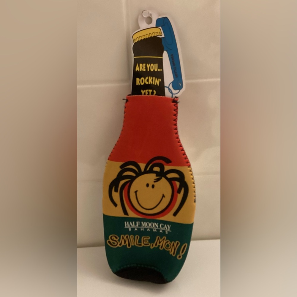 Half Moon Cay Bahamas SMILE,MON ! Rockin Bottle Cooler W Bottle opener